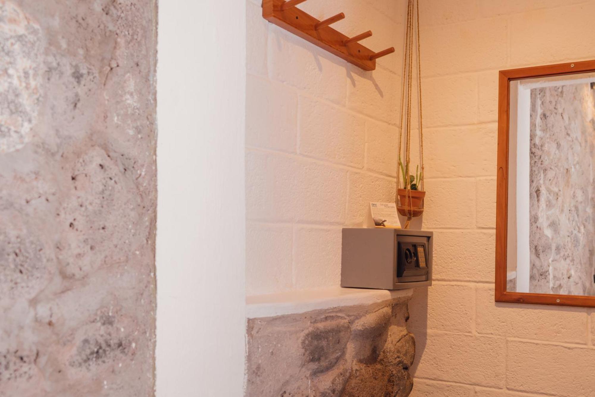 Hostal Pimampiro Puerto Baquerizo Moreno Exteriör bild